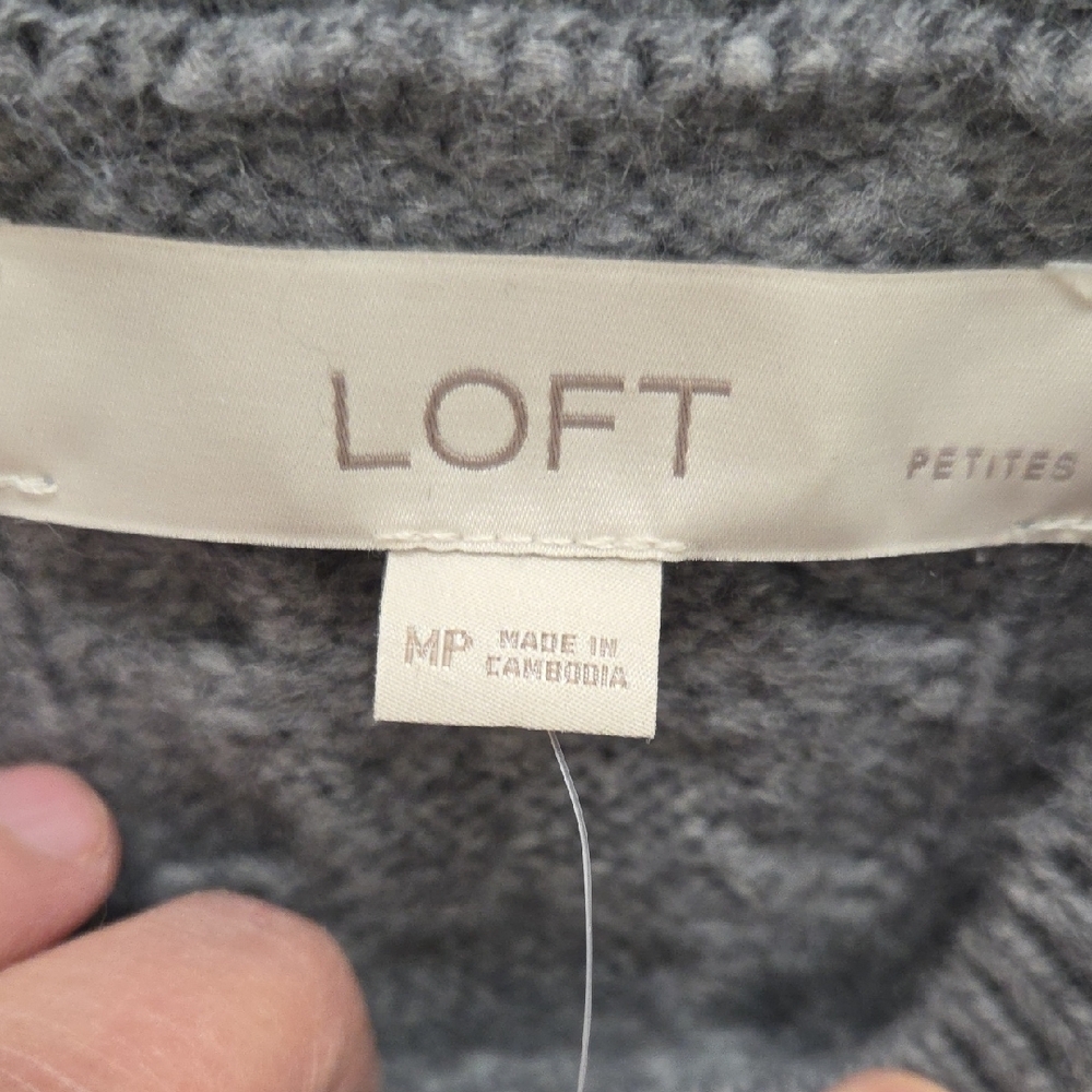 $5/$25-NWT-LOFT Heather Gray Knit Dress - Picture 4 of 6